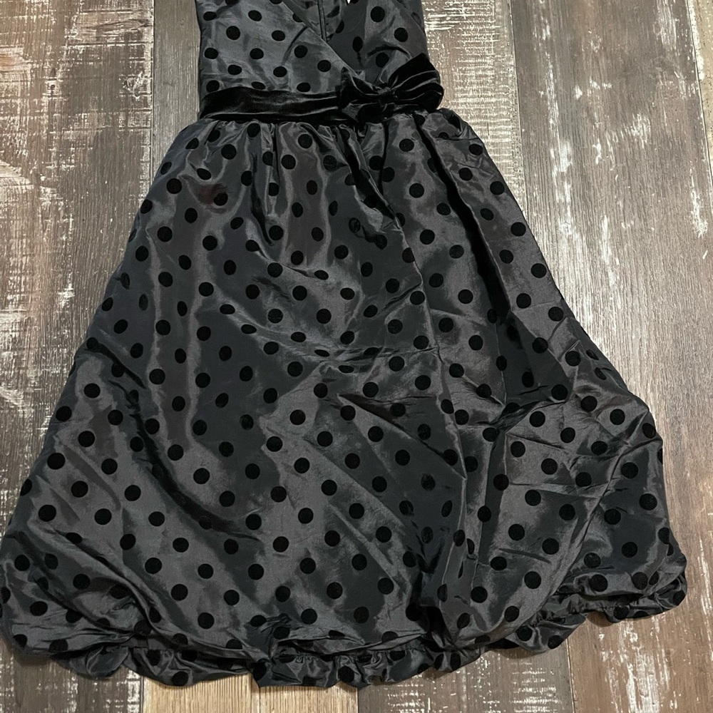 Girls Black Polka Dot Velvet dress